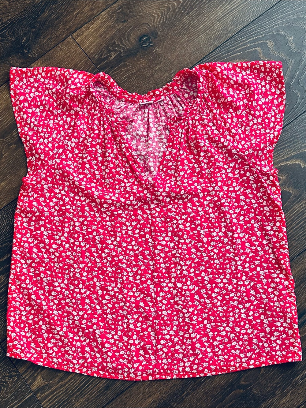 GAP Women's Pink Floral Viscose V-Neck Blouse